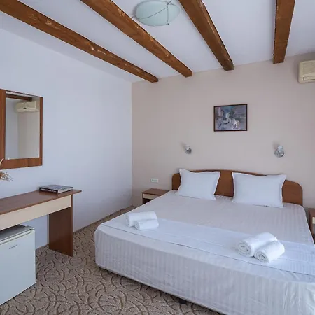 بيت ضيافة Viamar Beach سوزوبول