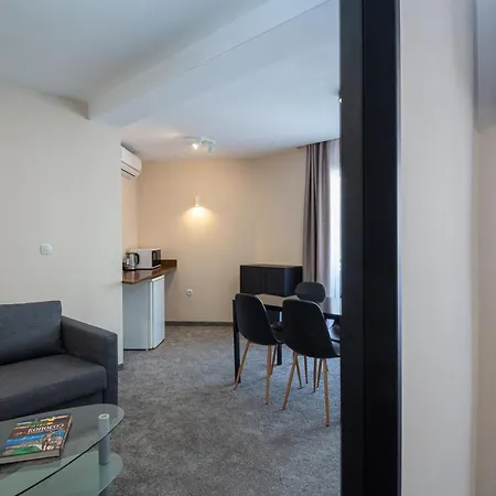Viamar Beach بيت ضيافة سوزوبول